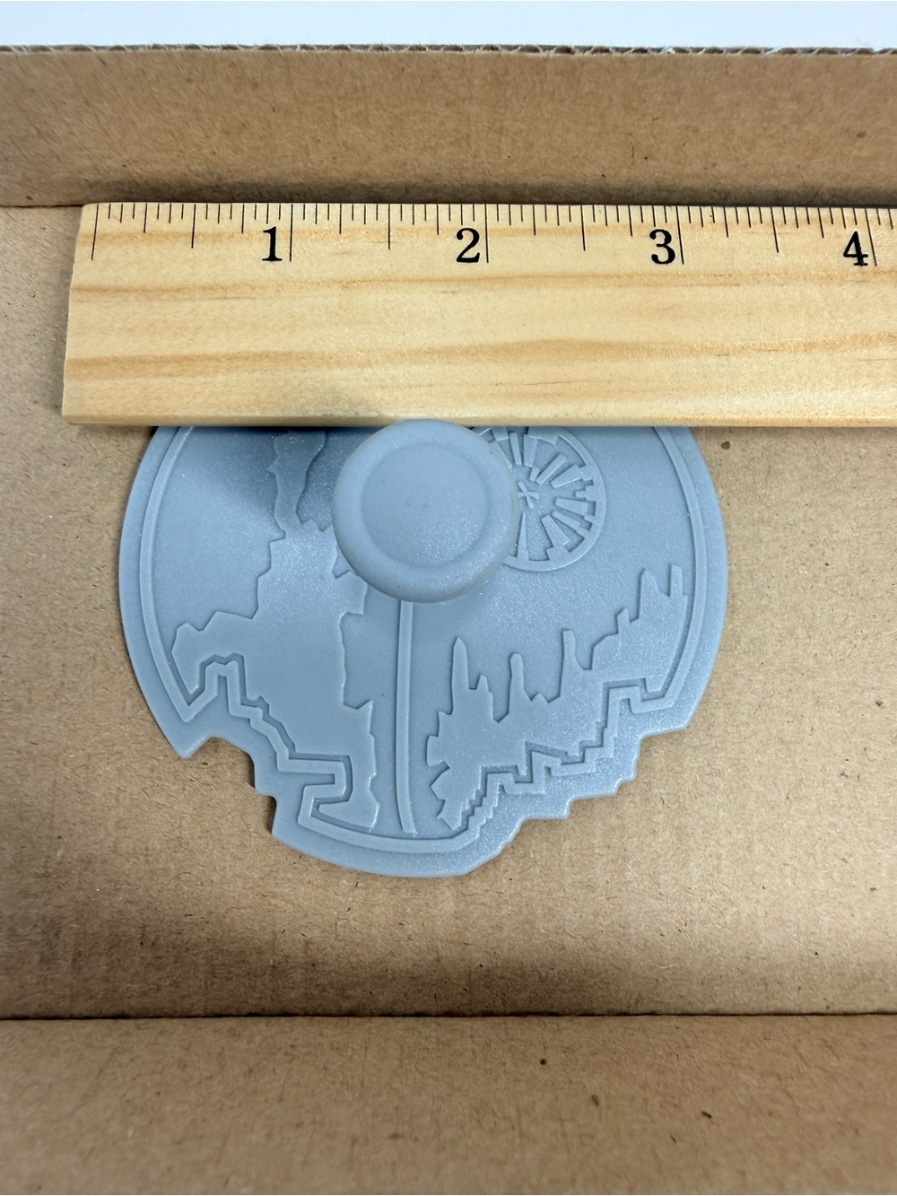 NIB Star Wars Cookie Cutters Set of 4 Williams Sonoma Xwing Death Star Falcon - Picture 6 of 9